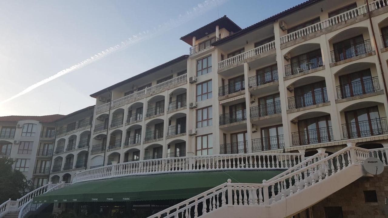 Триумф Холидей Вилидж Свети Влас Exterior foto